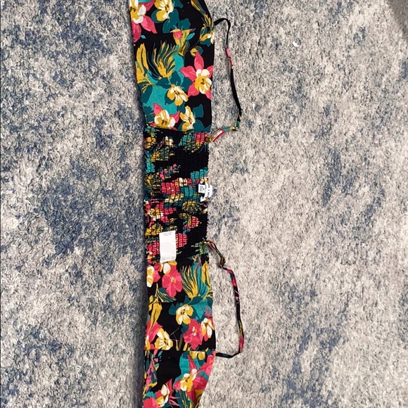 Top - Picture 2 of 3